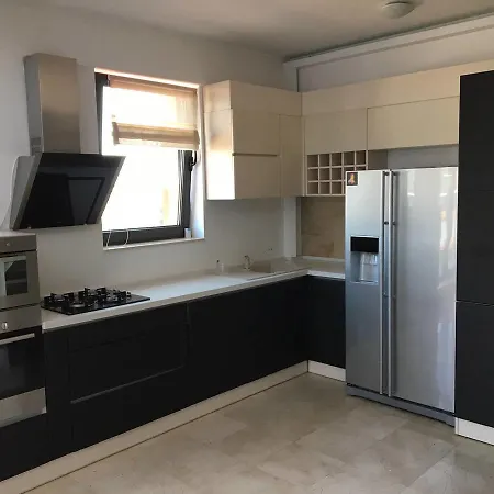 Caramfil 402 * Bucarest